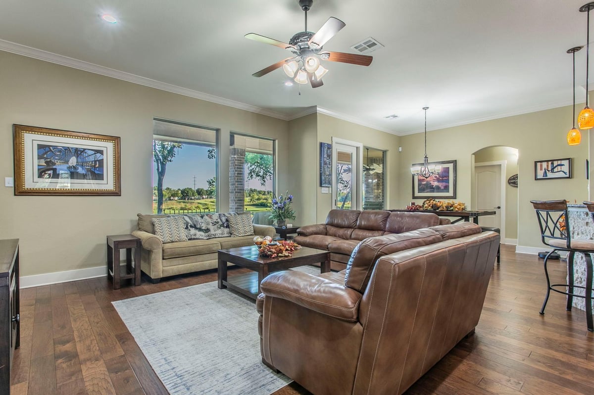 Living area at 5304 Sunflower Ln - 4 bed 3 bath home
