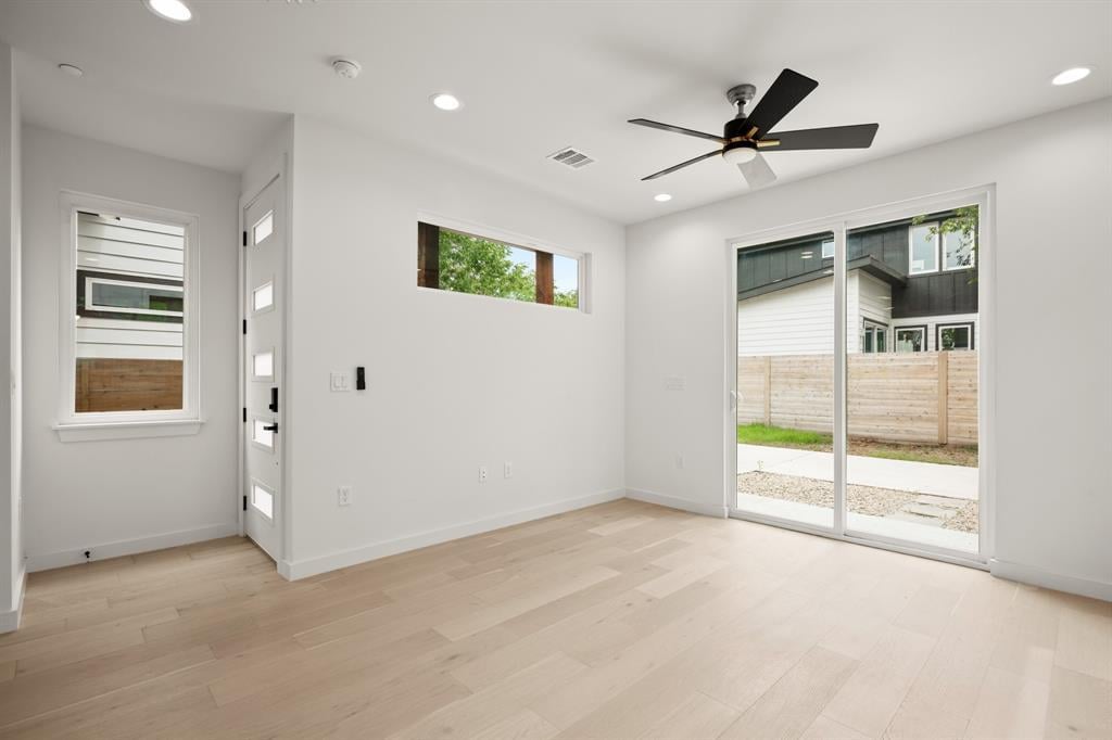 Primary bedroom - 5305 Ledesma Rd Unit #4 Primary bedroom at 5305 Ledesma Rd Unit #4 - 2 bed 2 bath home