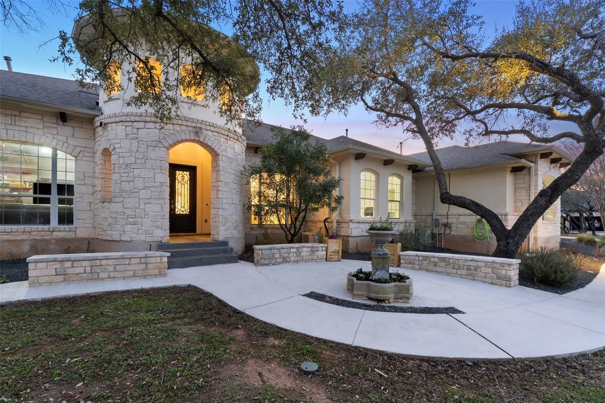 View 5308 Laguna Cliff LN in The Reserve At Hudson Bend 5308 Laguna Cliff LN - front exterior - Luxury home in The Reserve At Hudson Bend, Austin, TX