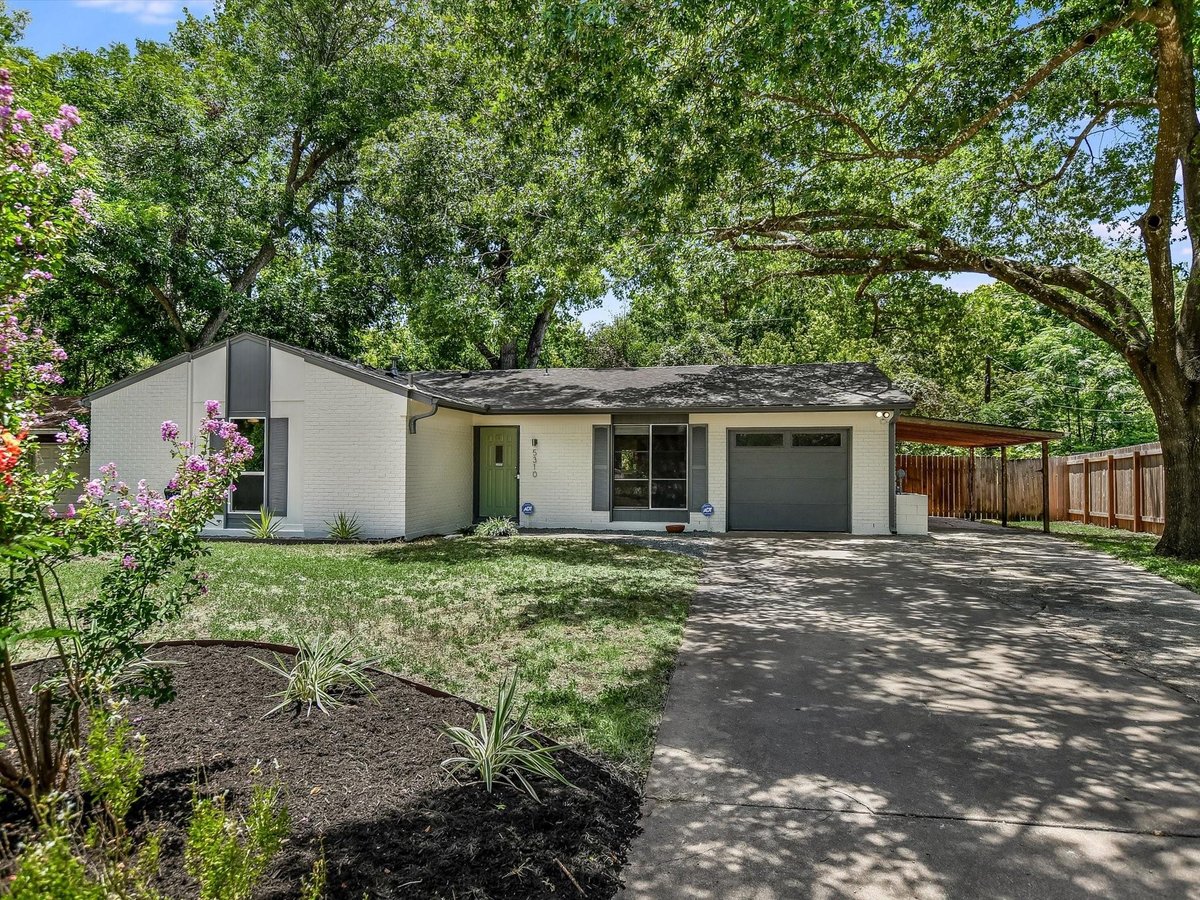 5310 Medford DR - property photo 1 - Luxury home in Windsor Park Hills Sec 03, Austin, TX