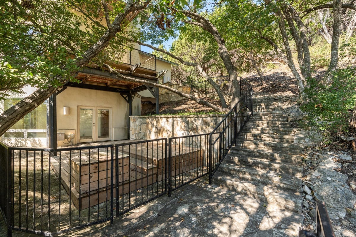 View 5310 Scenic View Dr in Scenic View West Sec 04 5310 Scenic View Dr - front exterior - Luxury home in Scenic View West Sec 04, Austin, TX