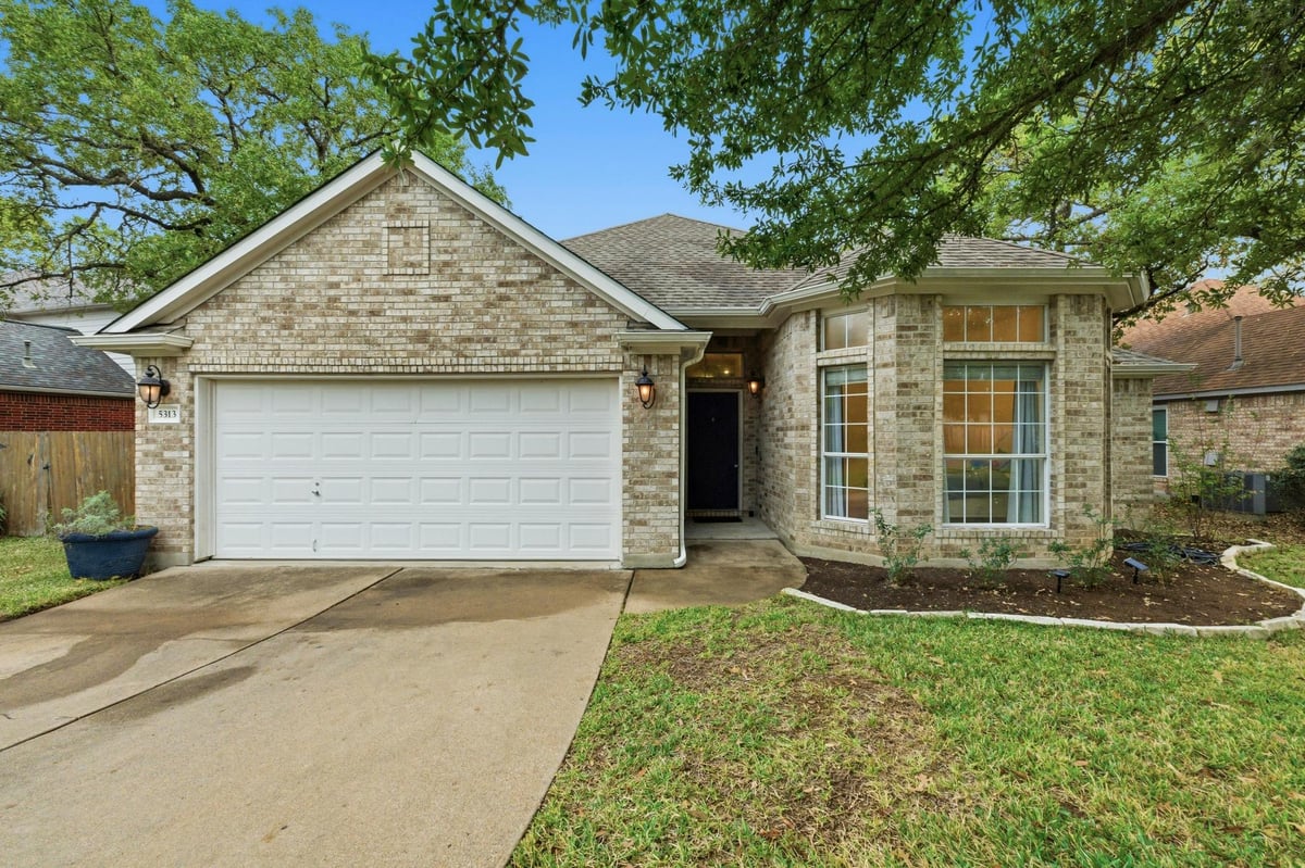 View 5313 Concho Creek Bnd in Village Park 7 At Travis Count 5313 Concho Creek Bnd - front exterior - Luxury home in Village Park 7 At Travis Count, Austin, TX