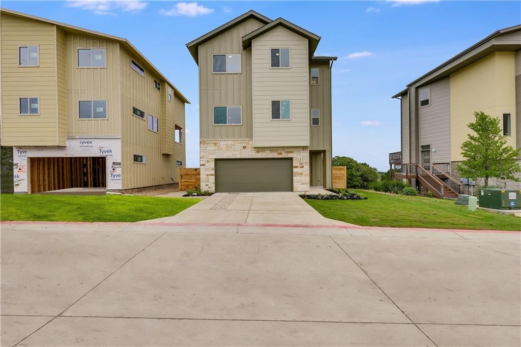 View 5315 La Crosse Ave Unit #3 in Cove Circle C 5315 La Crosse Ave Unit #3 - front exterior - Luxury home in Cove Circle C, Austin, TX
