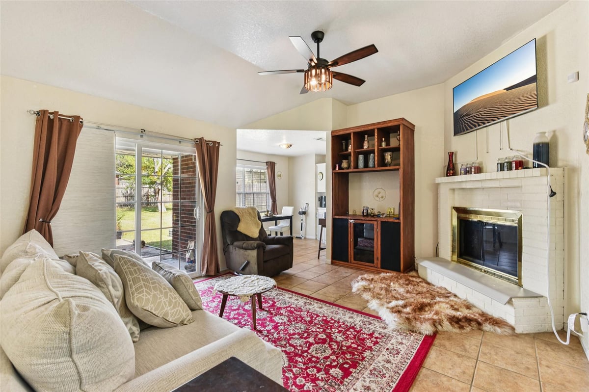 Kitchen at 5318 W Ridge Blvd - 3 bed 2 bath home
