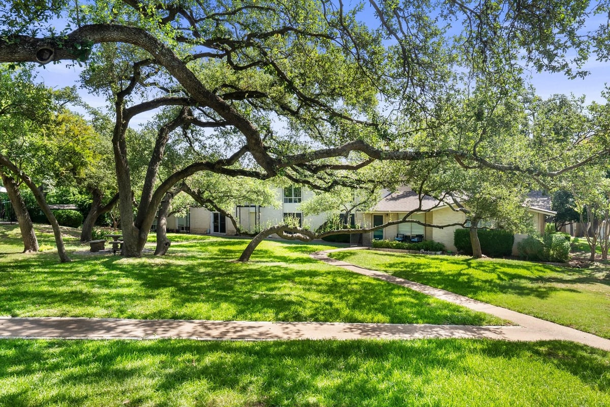View 5320 Balcones DR Unit #G in Highland Park West Condo Amd 5320 Balcones DR Unit #G - front exterior - Luxury home in Highland Park West Condo Amd, Austin, TX