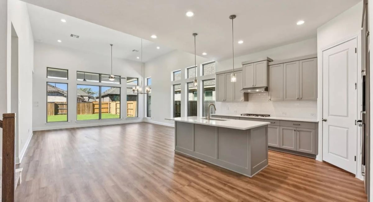 Living area at 533 Prickly Poppy Loop - 4 bed 3 bath home