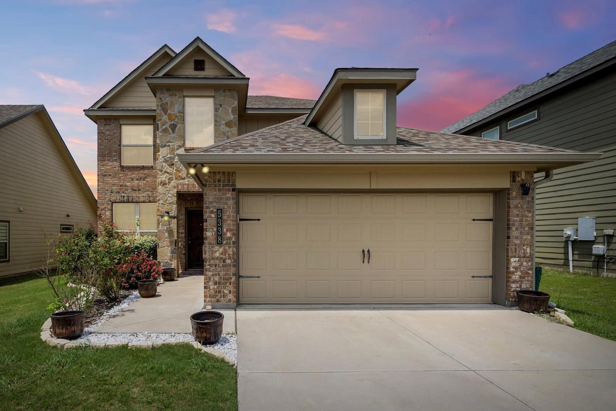 View 5338 Fenton Ln in Three Creeks Ph II 5338 Fenton Ln - front exterior - Luxury home in Three Creeks Ph II, Belton, TX