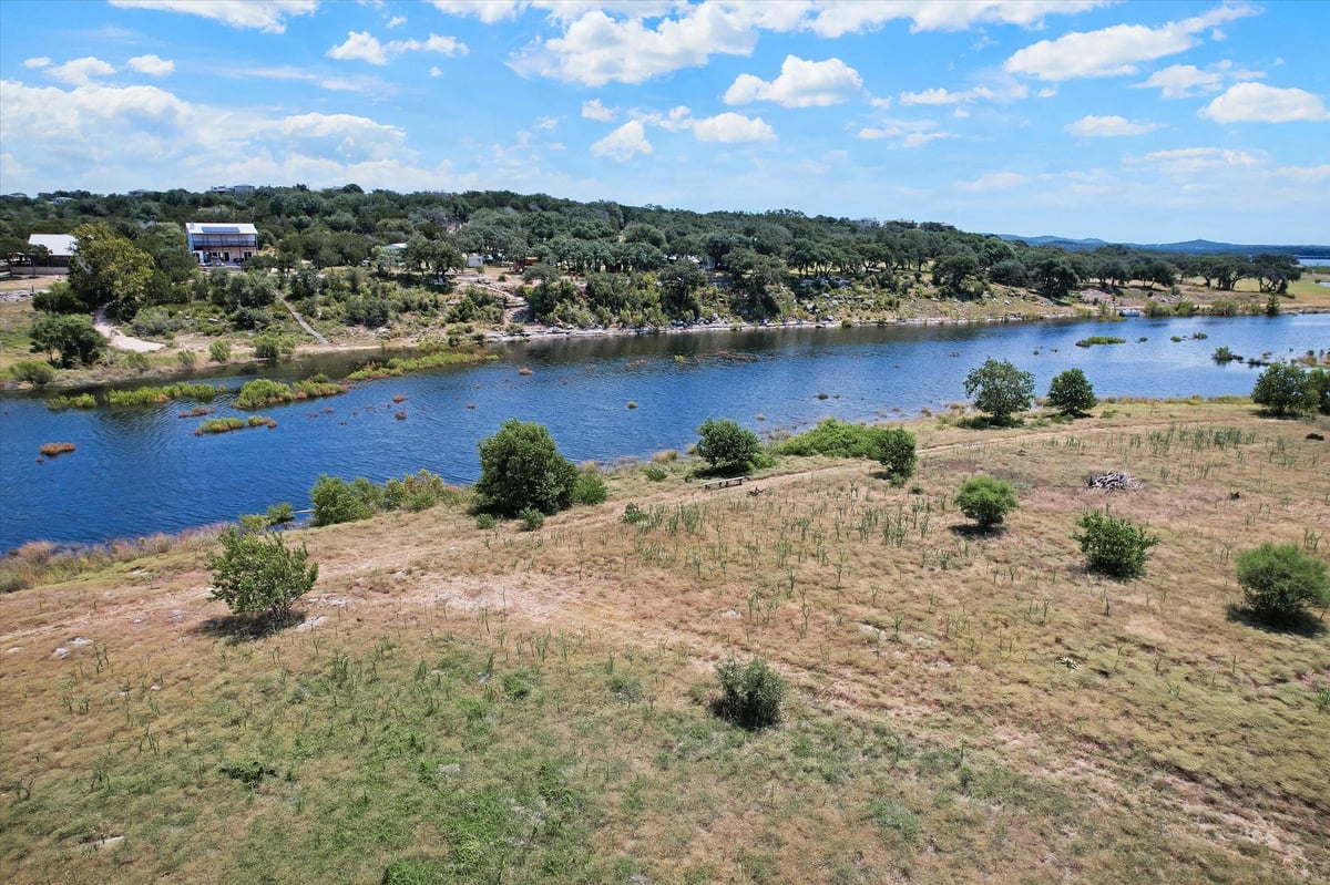 View 539 Clay RDG in Lakewood Hills 539 Clay RDG - property photo 1 - Luxury lot in Lakewood Hills, Canyon Lake, TX