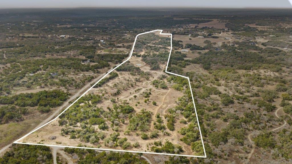View 5400 Fm 2325 in None 5400 Fm 2325 - front exterior - Luxury home in None, Wimberley, TX
