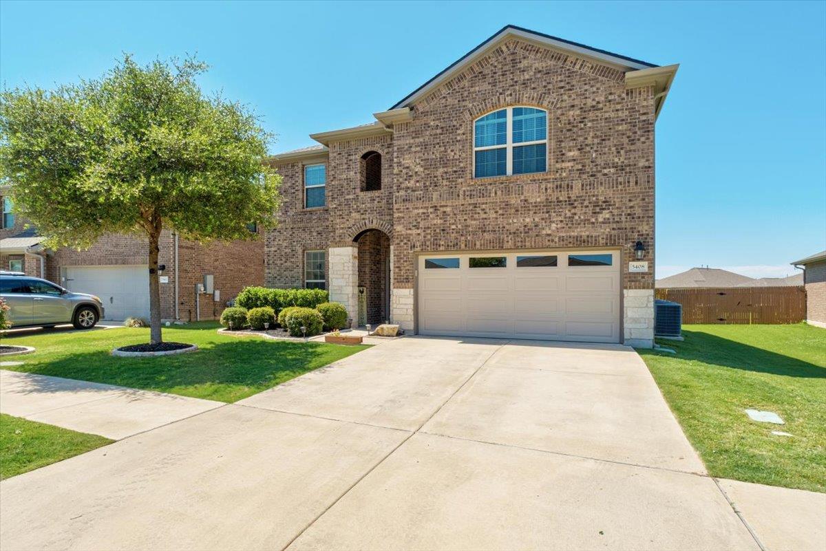 5408 Vanner PATH - front exterior - Luxury home in Saddlecreek Ph 1C, Georgetown, TX