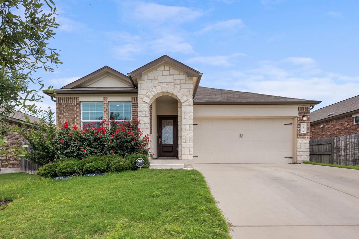 View 5416 Bellissima WAY in Siena Sec 14 5416 Bellissima WAY - front exterior - Luxury home in Siena Sec 14, Round Rock, TX