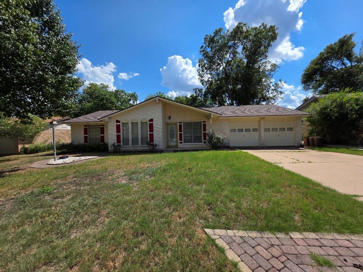 View 5427 Fairmont CIR in Austin 5427 Fairmont CIR, photo 1, Austin, Austin, TX