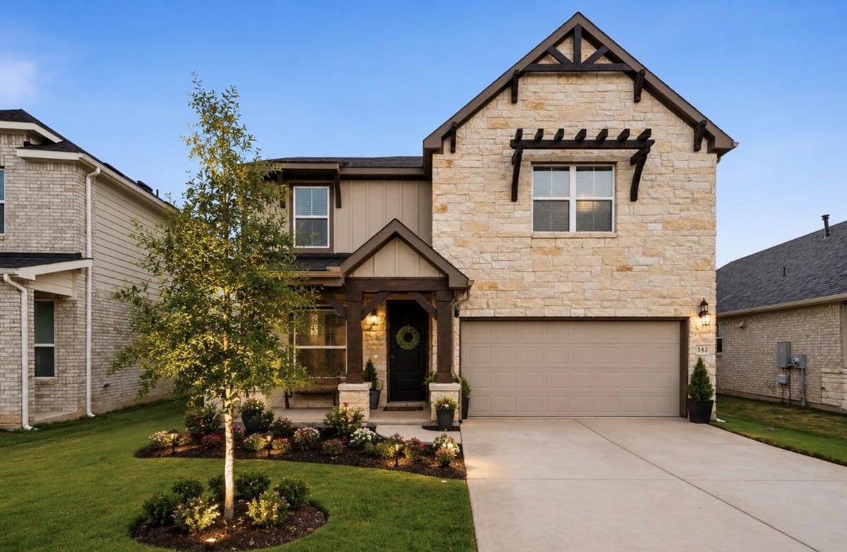 Living area at 543 Rubber Tree Way - 4 bed 3 bath home