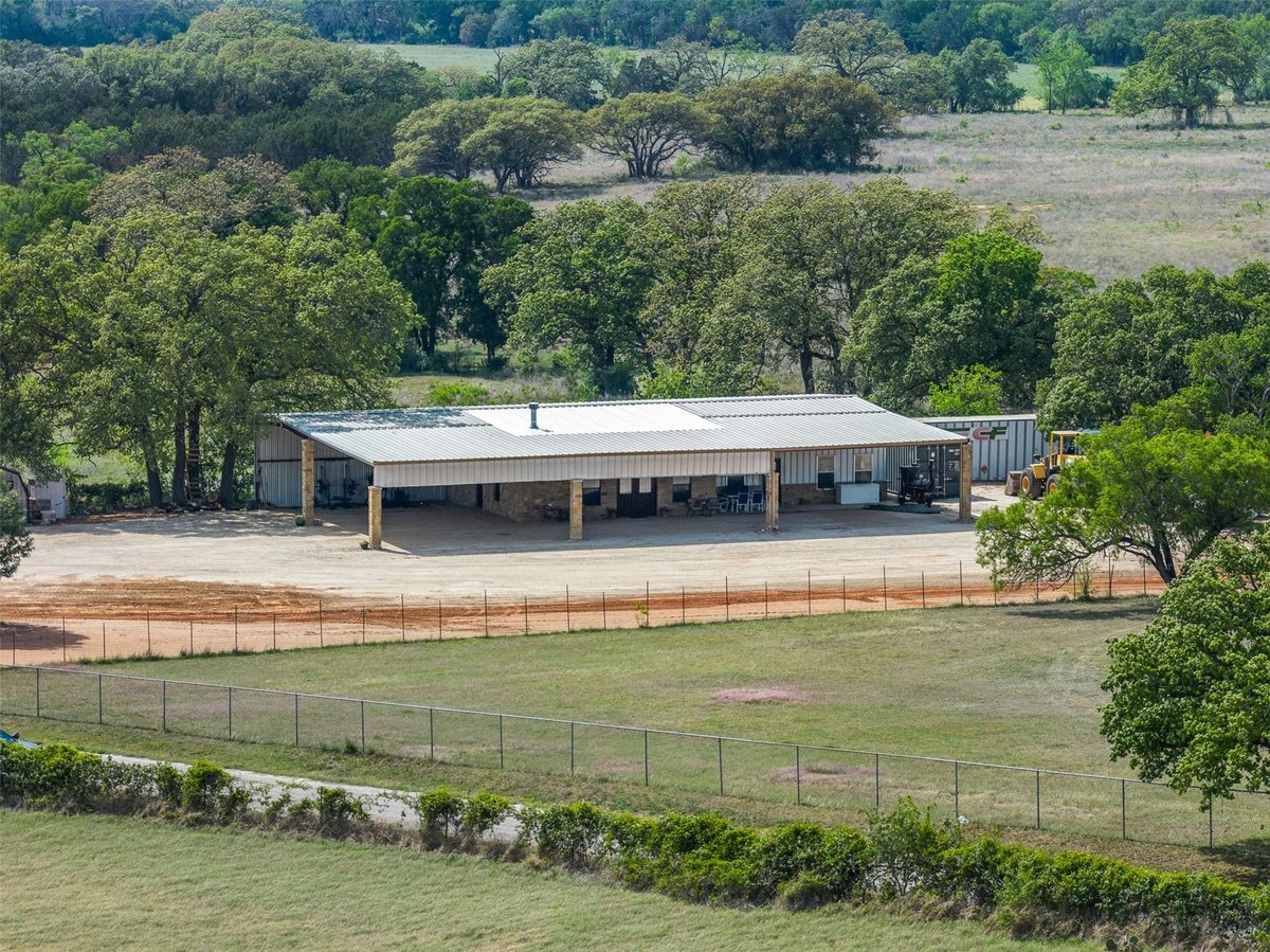 View 544 County Road 116A in (A0405) A0405 JOHN HAMILTON 544 County Road 116A - front exterior - Luxury home in (A0405) A0405 JOHN HAMILTON, Burnet, TX