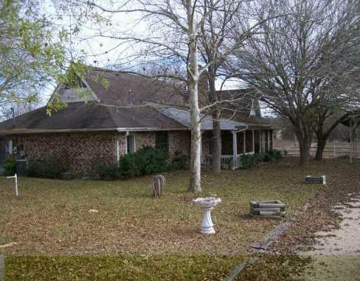 View 5455-a FM 3158 5455-a FM 3158 - front exterior - Luxury home in McMahan, TX