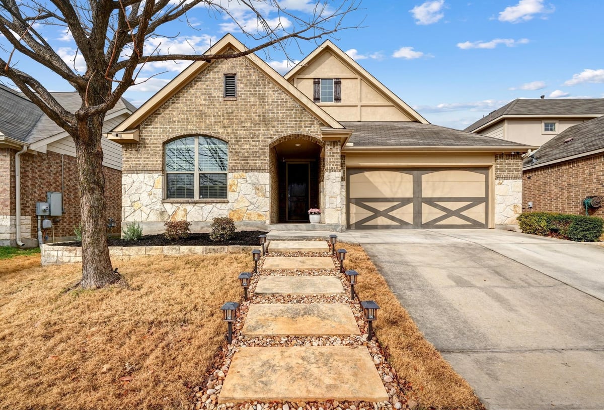 View 546 Hot Springs Vly in The Meadows At Buda 546 Hot Springs Vly - front exterior - Luxury home in The Meadows At Buda, Buda, TX