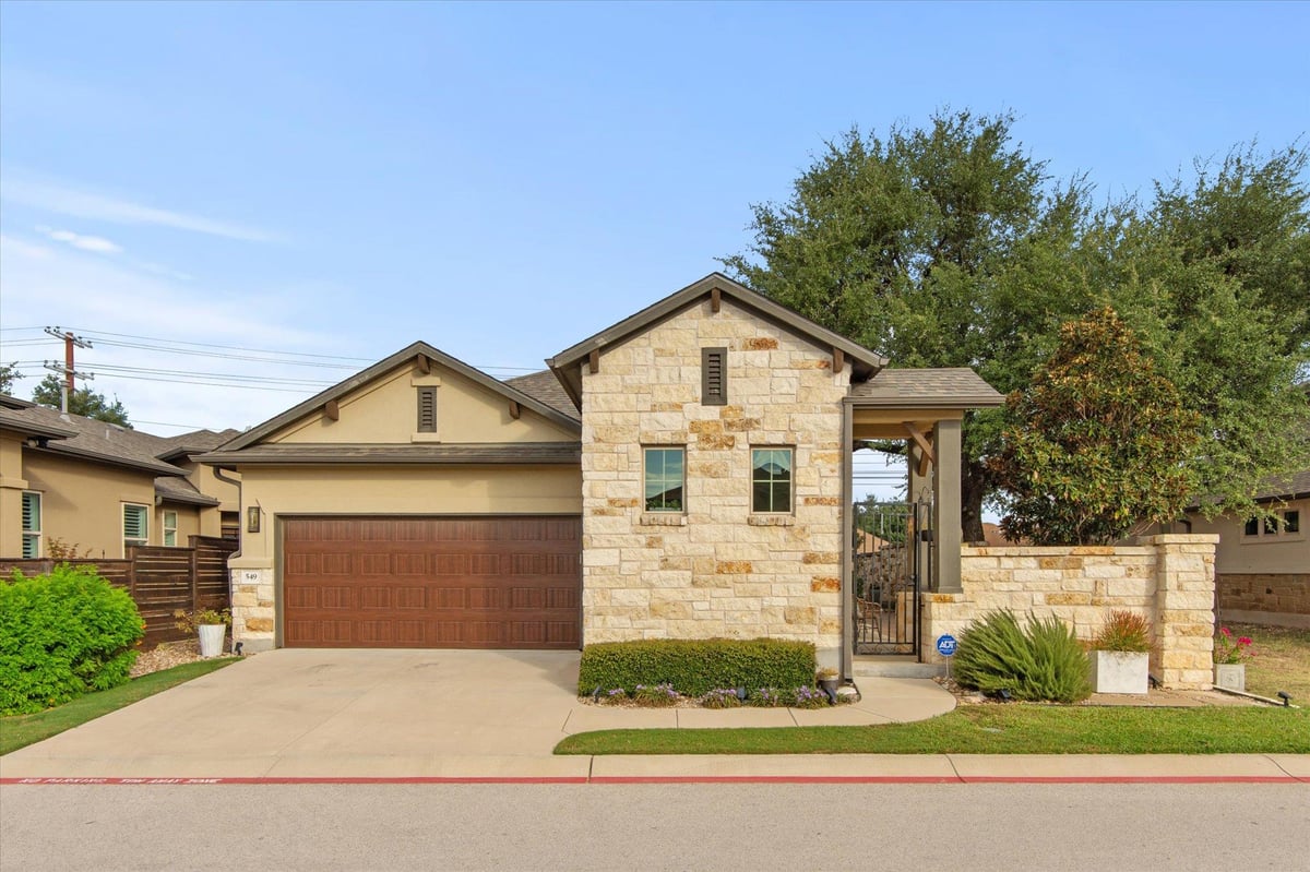 View 549 Clubhouse DR Unit #G in Georgetown 549 Clubhouse DR Unit #G, photo 1 of 40, Georgetown, Georgetown, TX