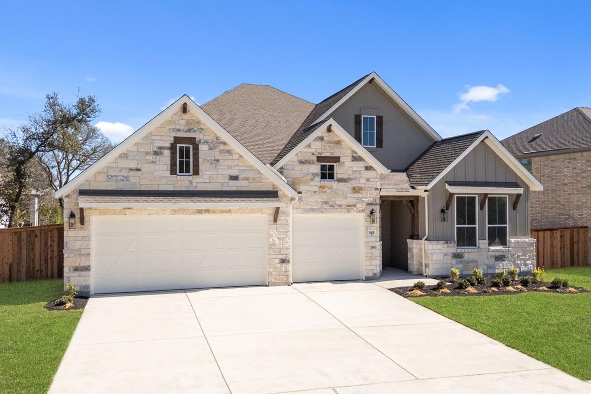 Living area at 549 Wood Thrush Run - 4 bed 3 bath home