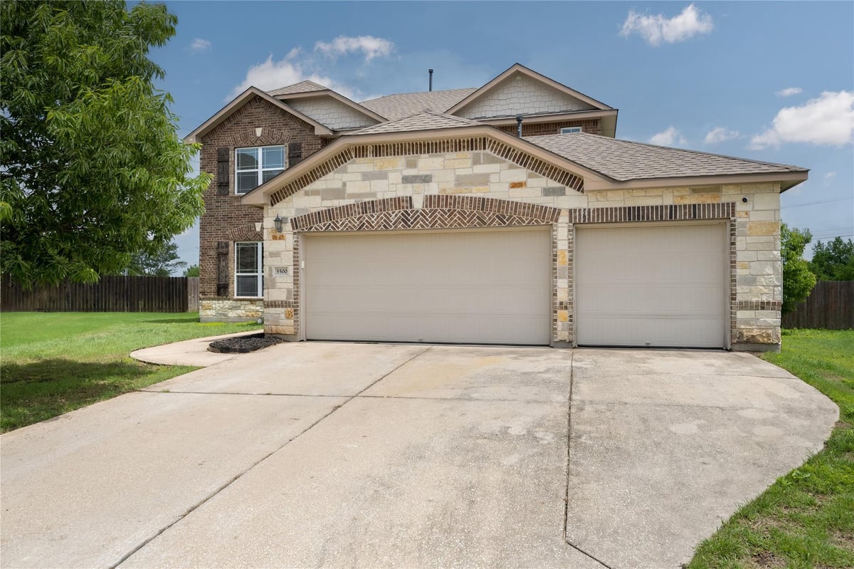 View 5500 Sabbia Cv in Siena Ph 1 Sec 22B 5500 Sabbia Cv - front exterior - Luxury home in Siena Ph 1 Sec 22B, Round Rock, TX