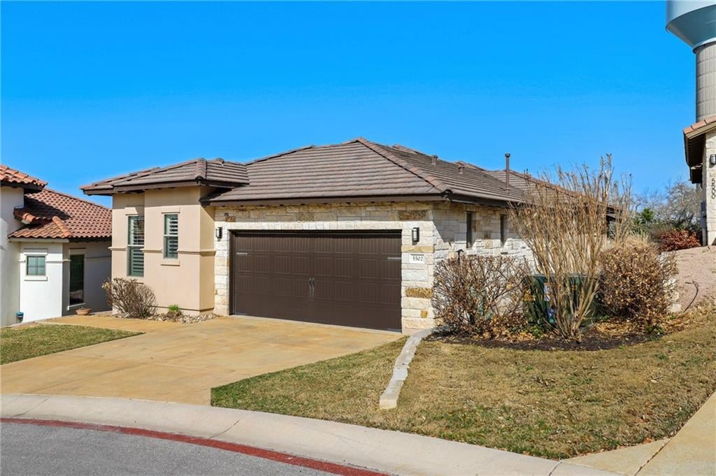5502 Patagonia Pass - front exterior - Luxury home in Canyonside/Falconhead West, Austin, TX
