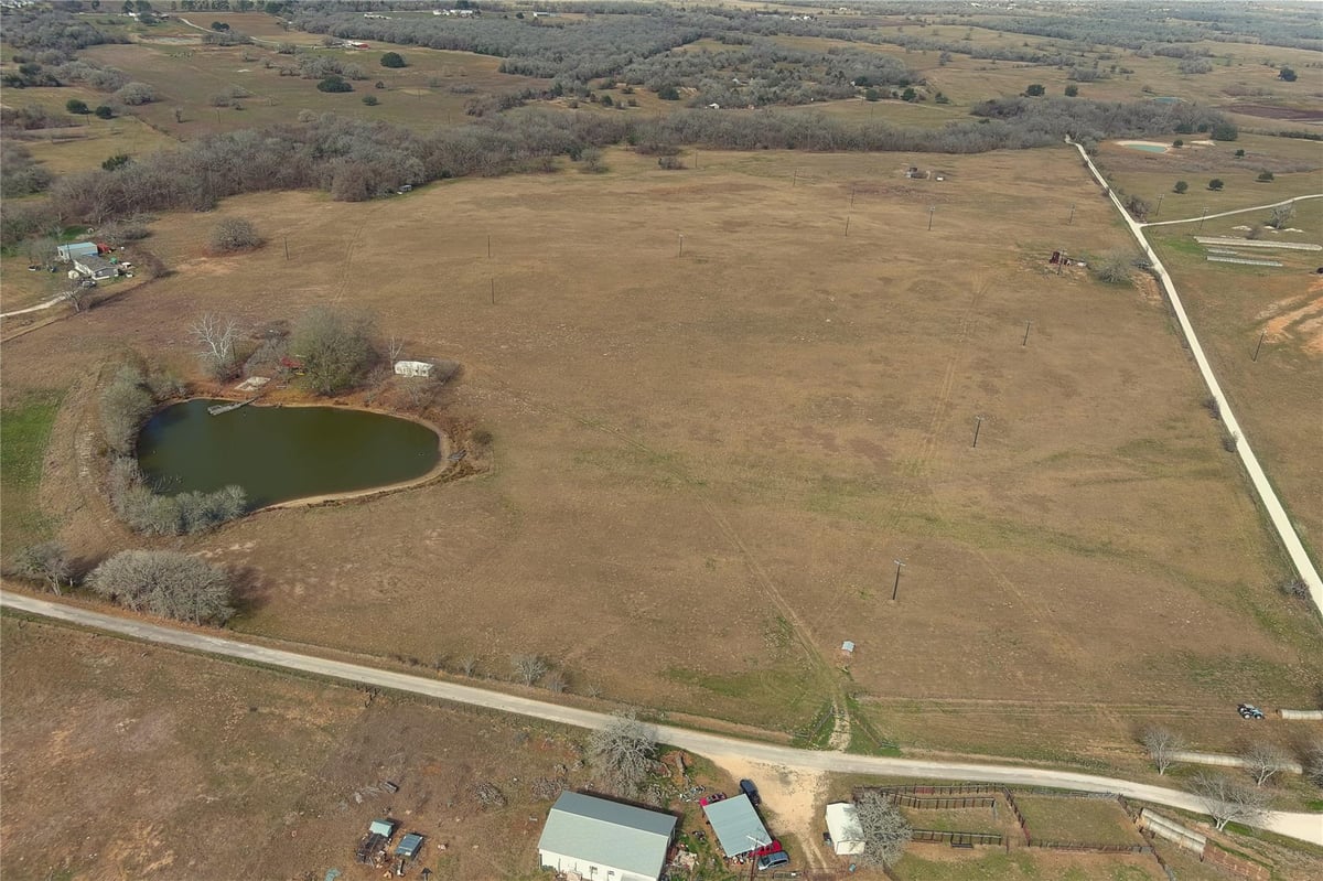 Primary bedroom at 5510 Old McMahan Rd - n/a, Lockhart, TX