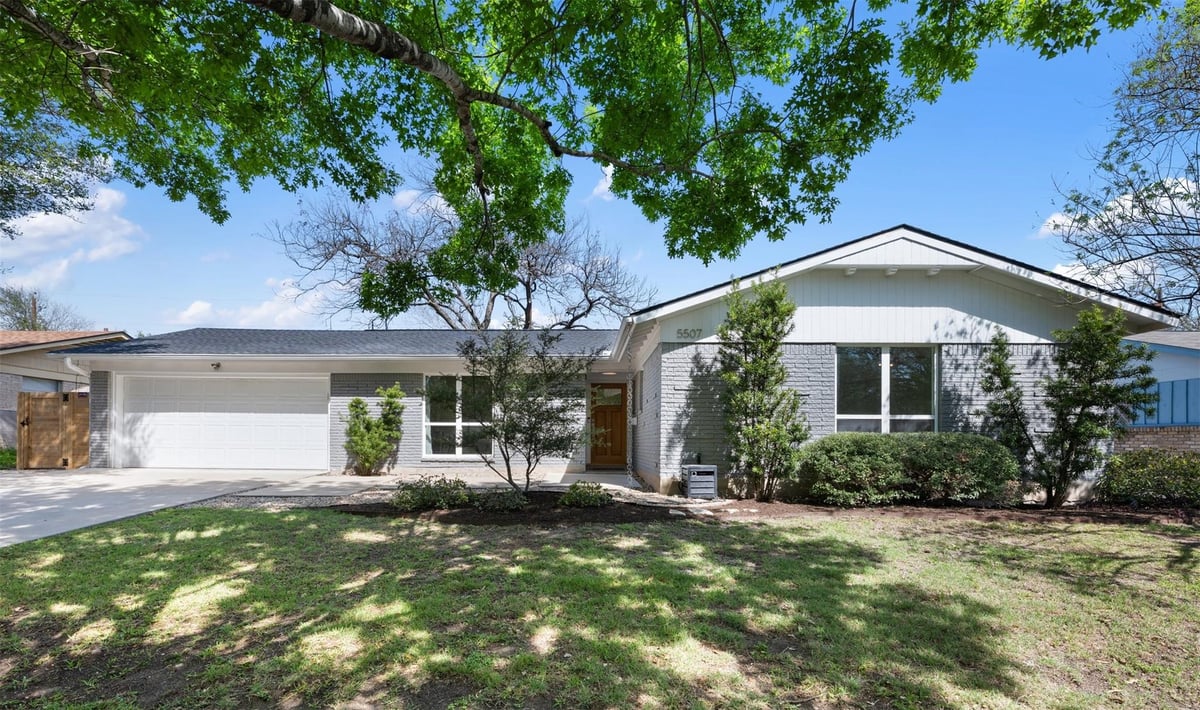 View 5507 Mapleleaf DR in Delwood 04 East Sec 03 5507 Mapleleaf DR - property photo 1 - Luxury home in Delwood 04 East Sec 03, Austin, TX