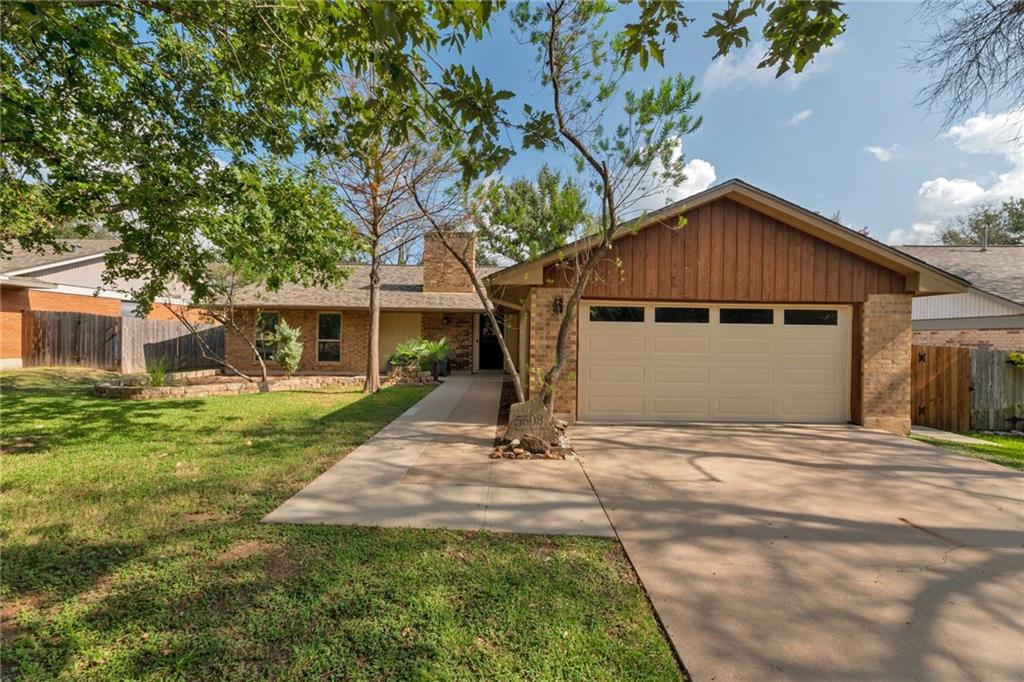 View 5508 Wagon Train Rd in Village At Western Oaks Sec 02 5508 Wagon Train Rd - front exterior - Luxury home in Village At Western Oaks Sec 02, Austin, TX