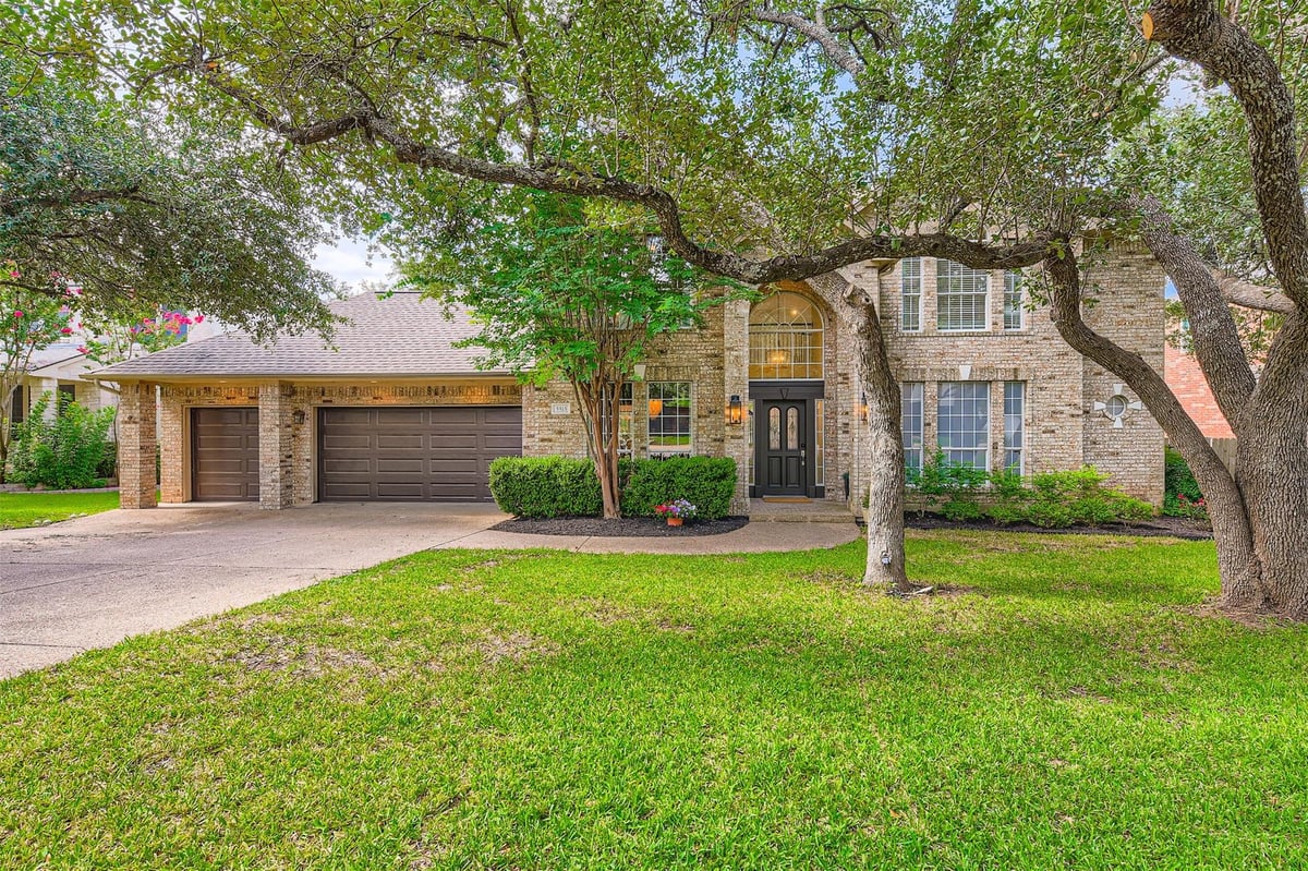 View 5515 Ballenton Ln in Circle C Ranch Ph C Sec 03-B 5515 Ballenton Ln - front exterior - Luxury home in Circle C Ranch Ph C Sec 03-B, Austin, TX