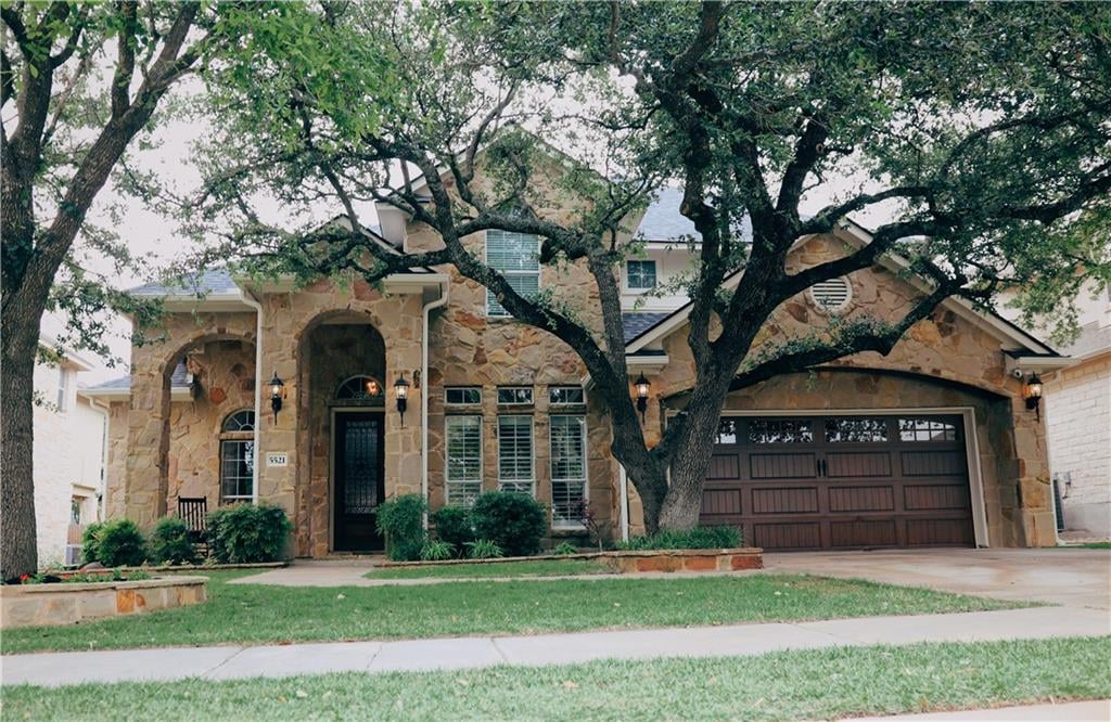 5521 Fort Benton DR - front exterior - Luxury home in Travis Country West Sec 02, Austin, TX