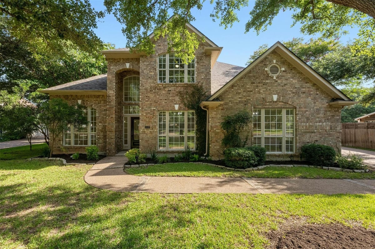 View 5532 Van Winkle Ln in Circle C Ranch Ph C Sec 03-A 5532 Van Winkle Ln - front exterior - Luxury home in Circle C Ranch Ph C Sec 03-A, Austin, TX