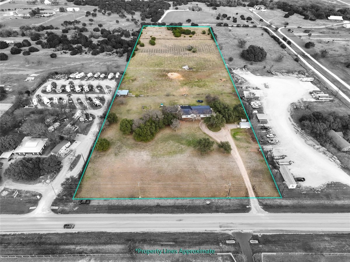 View 5542 Fm 2484 in A0061BC E BREWER, ACRES 10.264 5542 Fm 2484 - property photo 1 - Luxury home in A0061BC E BREWER, ACRES 10.264, Salado, TX