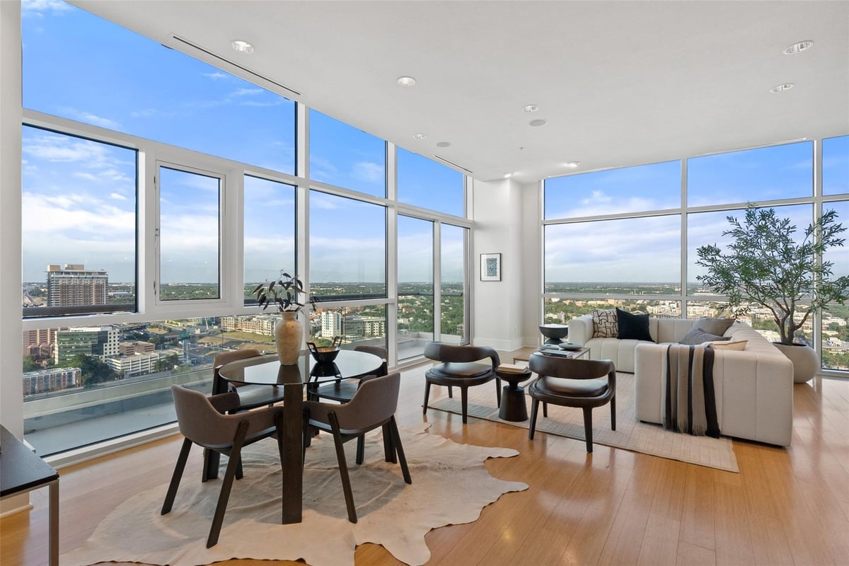 View 555 E 5th ST Unit #2901 in Five Fifty 05 Condo Amd 555 E 5th ST Unit #2901 - property photo 1 - Luxury home in Five Fifty 05 Condo Amd, Austin, TX