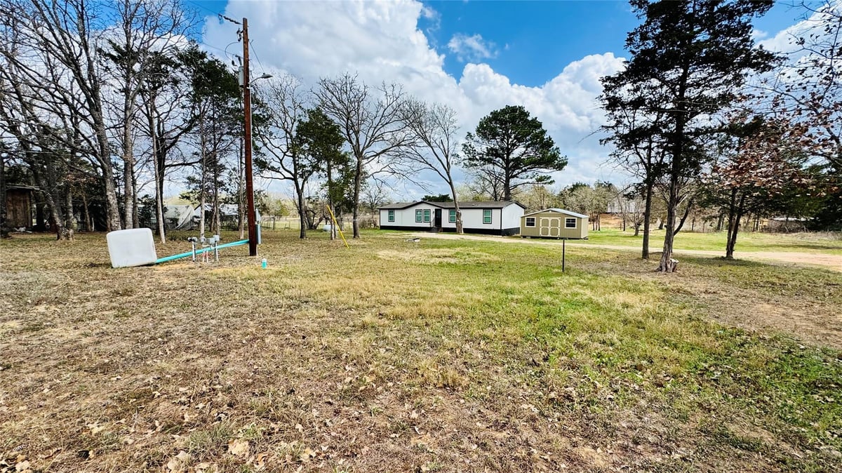 Kitchen at 557 FM 2336 - 3 bed 2 bath home