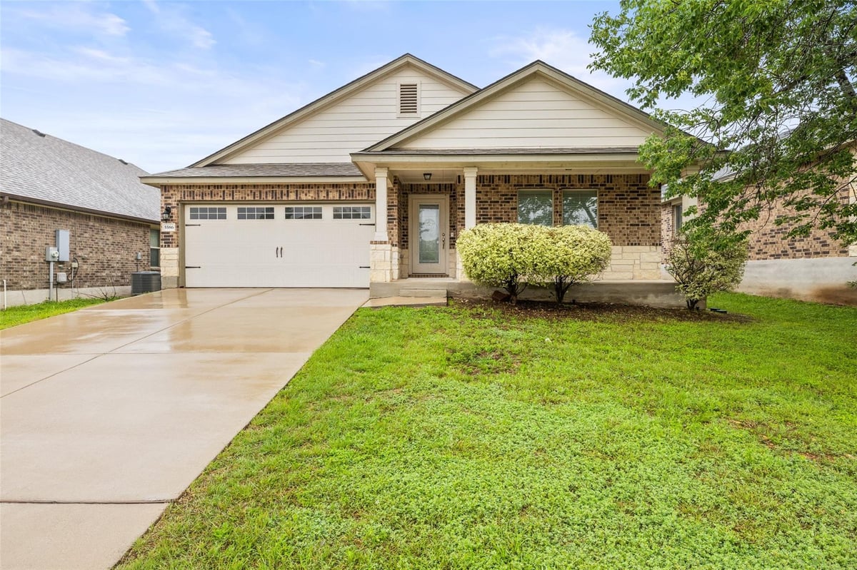 View 5586 Perdita DR in Three Creeks Ph I 5586 Perdita DR - property photo 1 - Luxury home in Three Creeks Ph I, Belton, TX