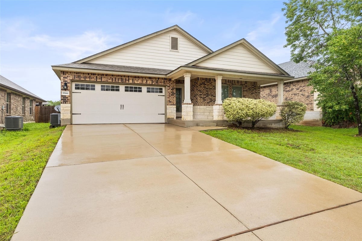 View 5586 Perdita Dr in Three Creeks Ph I 5586 Perdita Dr - front exterior - Luxury home in Three Creeks Ph I, Belton, TX