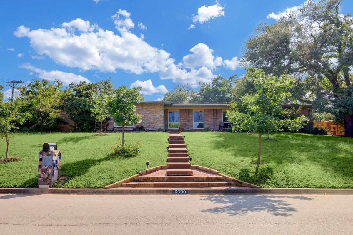 View 5600 Ridge Oak DR in Highland Park West Sec 04 5600 Ridge Oak DR - front exterior - Luxury home in Highland Park West Sec 04, Austin, TX