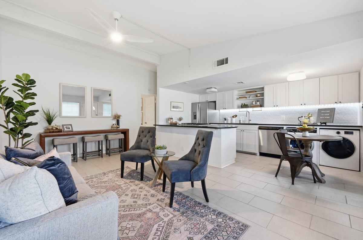 View 5601 Woodrow Ave Unit #3-113 in Woodrow Place Twnhms 5601 Woodrow Ave Unit #3-113 - front exterior - Luxury home in Woodrow Place Twnhms, Austin, TX