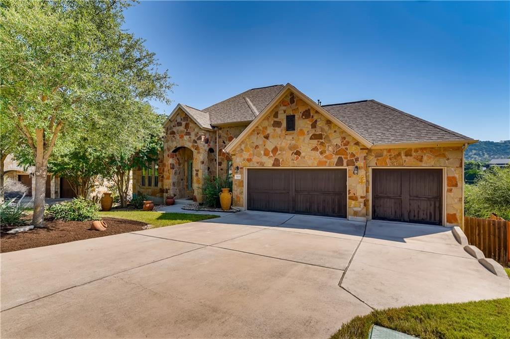 View 5605 Lipan Apache BND in Sweetwater 5605 Lipan Apache BND - property photo 1 - Luxury home in Sweetwater, Austin, TX