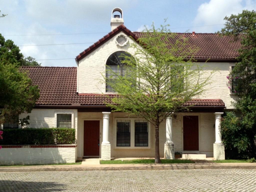 View 5606 BONNELL VISTA St Unit #D-2 in Stoneledge 02 Condo Ph 02 Amd 5606 BONNELL VISTA St Unit #D-2 - property photo 1 - Luxury home in Stoneledge 02 Condo Ph 02 Amd, Austin, TX