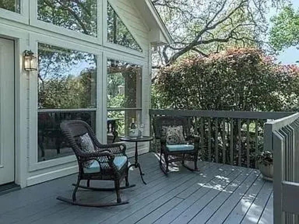 View 5607 Courtyard DR in Courtyard Ph 06 5607 Courtyard DR - property photo 1 - Luxury home in Courtyard Ph 06, Austin, TX
