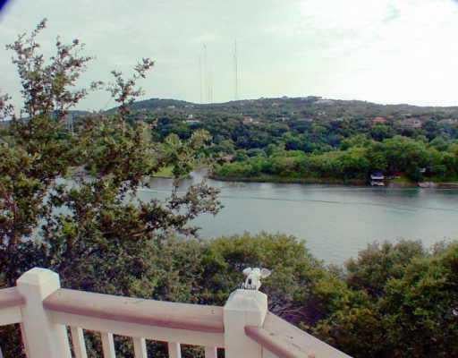 View 5608 CRAGGY Pt in CLIFF OVER LAKE AUSTIN II TH 5608 CRAGGY Pt - property photo 1 - Luxury home in CLIFF OVER LAKE AUSTIN II TH, Austin, TX