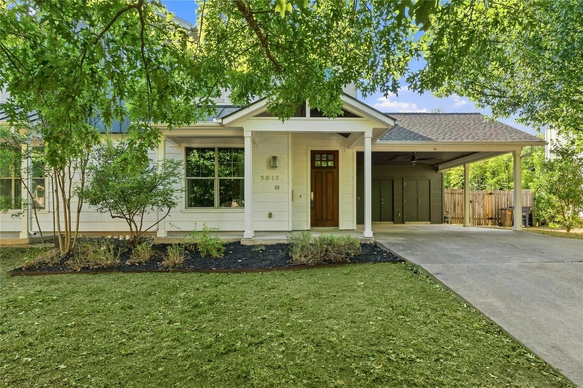 5613 Roosevelt Ave Unit #B - property photo 1 - Luxury home in Grovers Paradise, Austin, TX