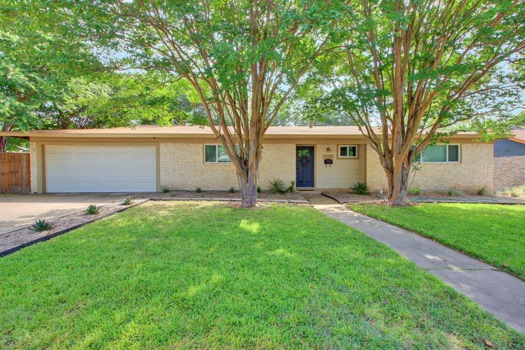 View 5701 Westminster DR in Delwood 04 East Sec 03 5701 Westminster DR - front exterior - Luxury home in Delwood 04 East Sec 03, Austin, TX