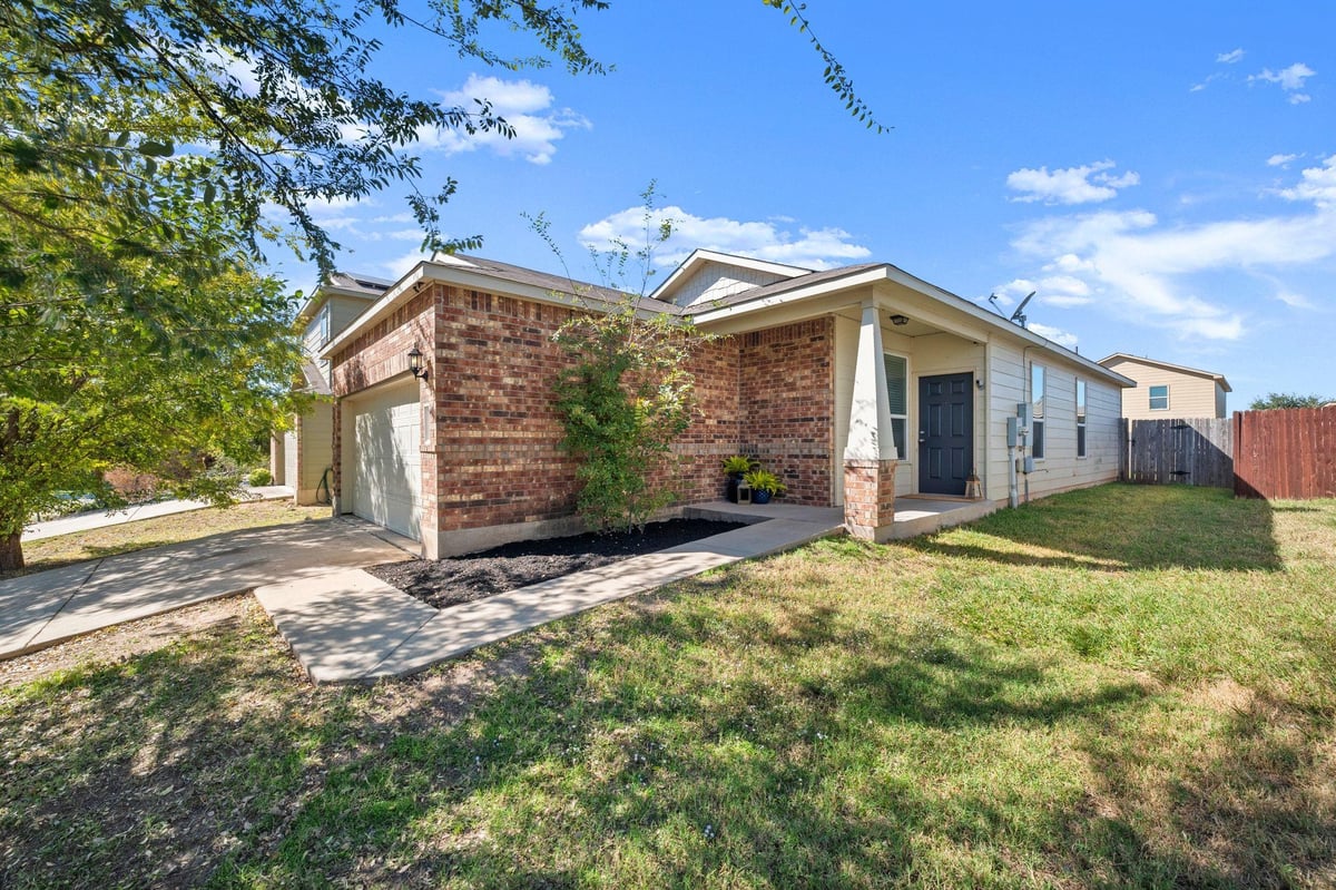 View 5704 Levenwood LN in Woodlands Sec 06 5704 Levenwood LN - front exterior - Luxury home in Woodlands Sec 06, Austin, TX