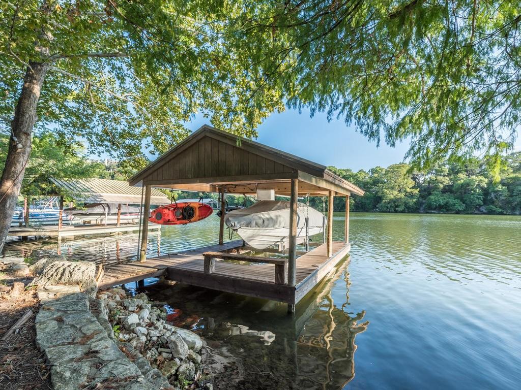 View 5704 Scout Island Cv in Lake Austin 5704 Scout Island Cv - property photo 1 - Luxury home in Lake Austin, Austin, TX