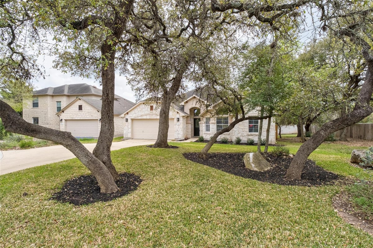 View 5705 York Bridge Cir in Circle C Ranch Ph C Sec 09 5705 York Bridge Cir - front exterior - Luxury home in Circle C Ranch Ph C Sec 09, Austin, TX