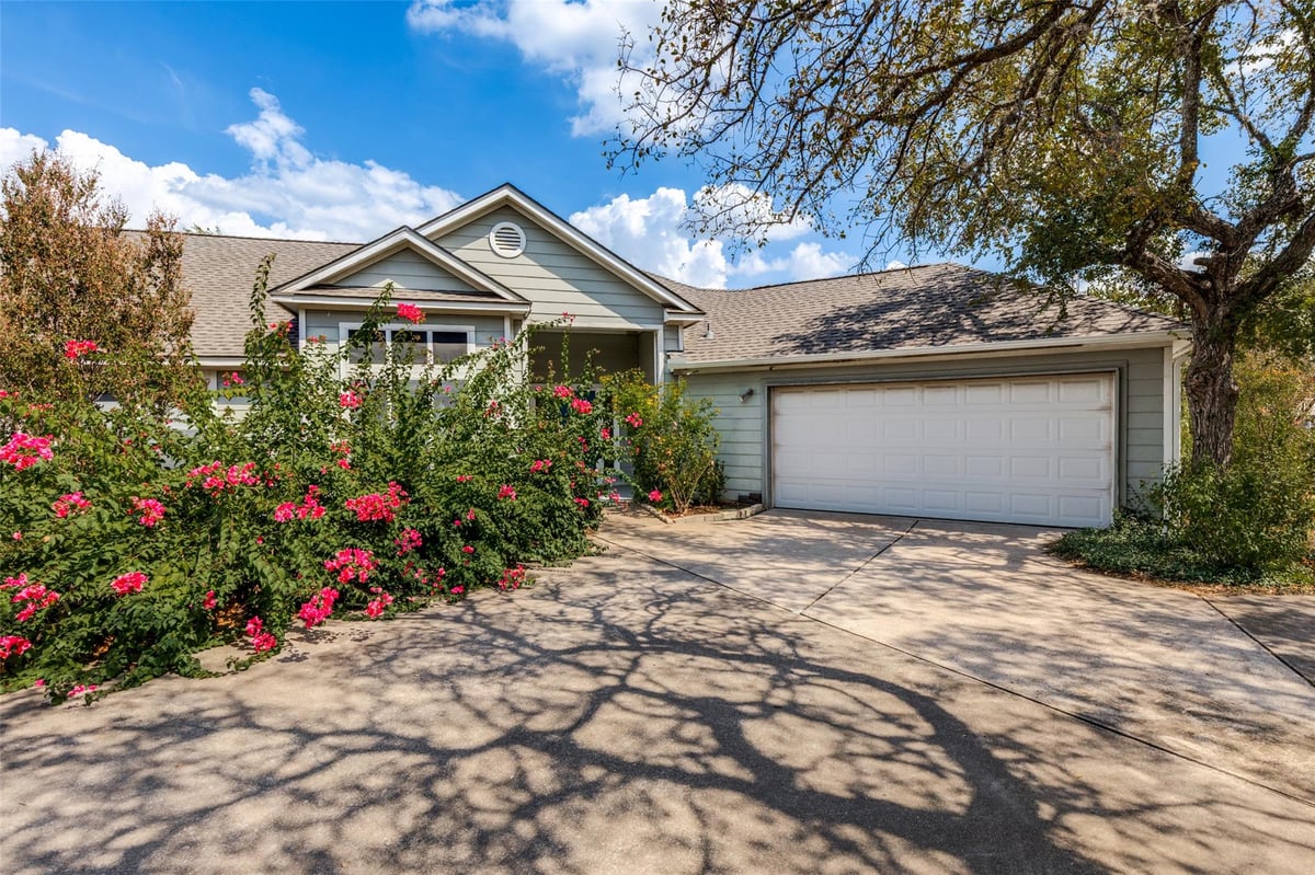 View 5718 McCarty LN Unit #B in Austin 5718 McCarty LN Unit #B, photo 1, Austin, Austin, TX