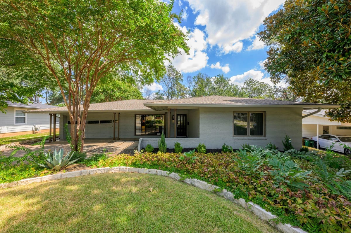 View 5721 Marilyn DR in Allandale 5721 Marilyn DR - property photo 1 - Luxury home in Allandale, Austin, TX