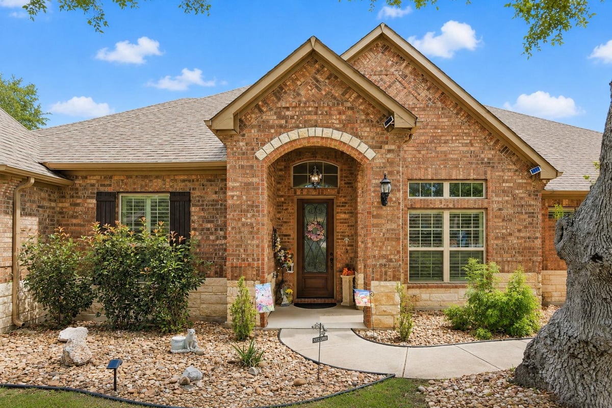 View 575 Solms FRST in Copper Ridge Ph 2B 575 Solms FRST - front exterior - Luxury home in Copper Ridge Ph 2B, New Braunfels, TX
