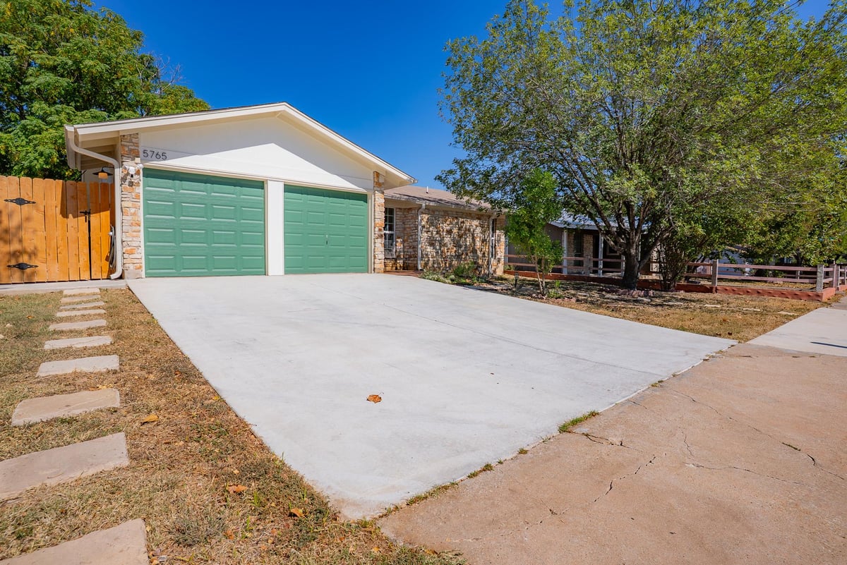 View 5765 Palo Blanco LN Unit #B in Austin 5765 Palo Blanco LN Unit #B, photo 1, Austin, Austin, TX